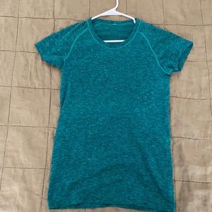 Lululemon short sleeve swiftly